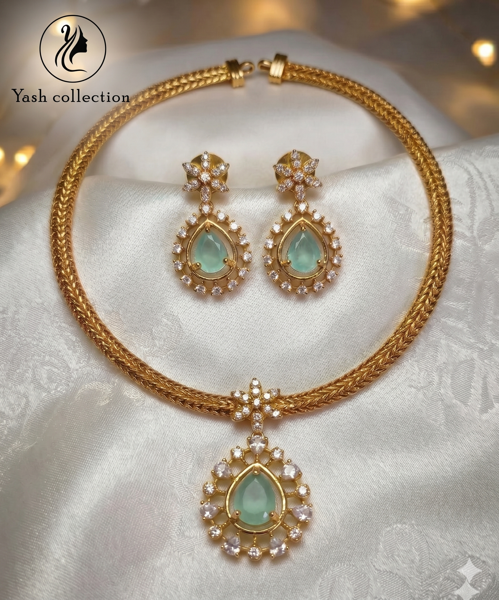 Exquisite Emerald and Diamond Choker Set