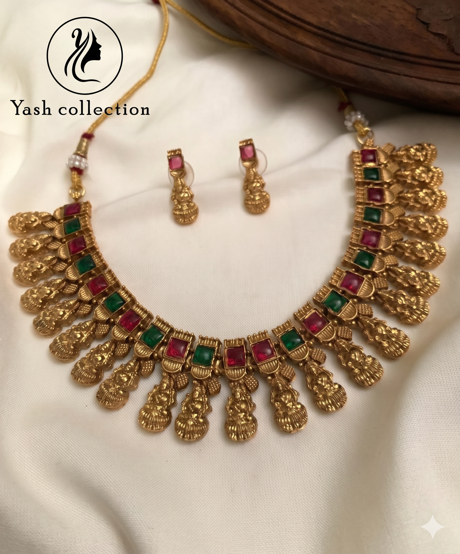 Elegant Antique Gold Temple Jewellery Set